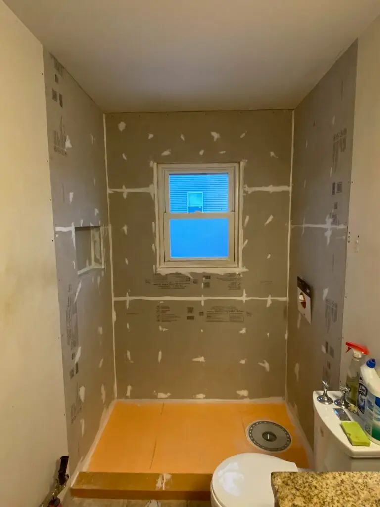 Tub-to-Walk-In Shower Conversion in Bolingbrook — bolingbrook il